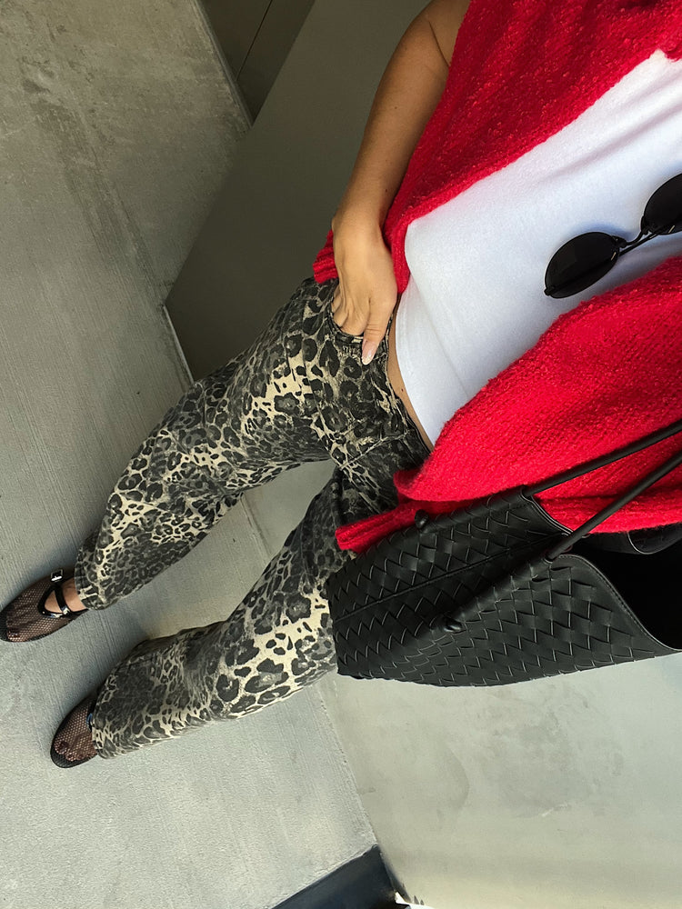 On the Prowl Leopard Pants